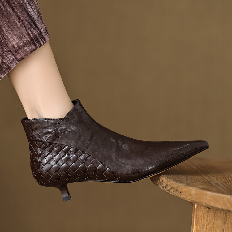 Woven Full-grain Sheepskin Ankle Boots With A Small Heel foto 4