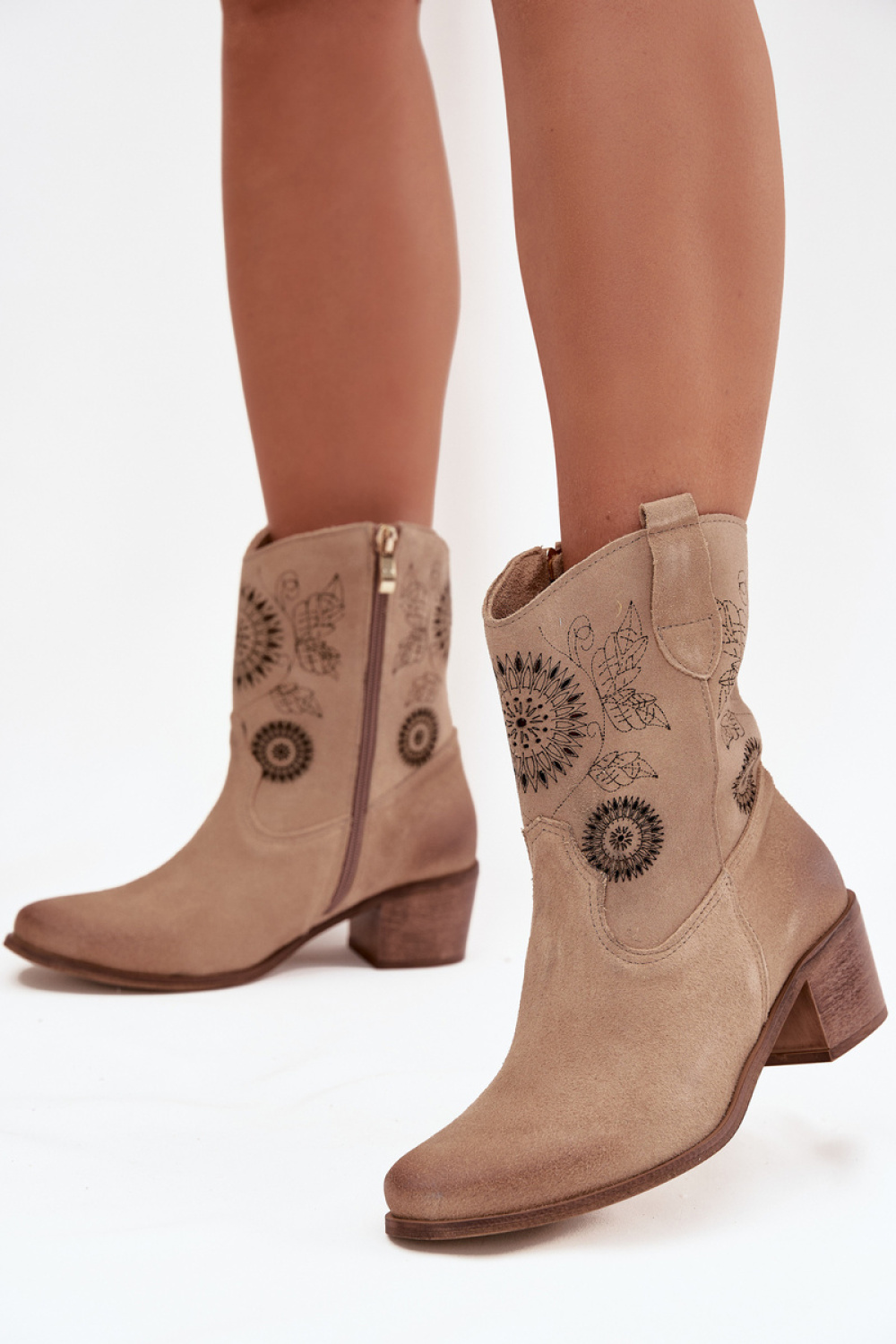 Laarsjes met hoge hak Step in style