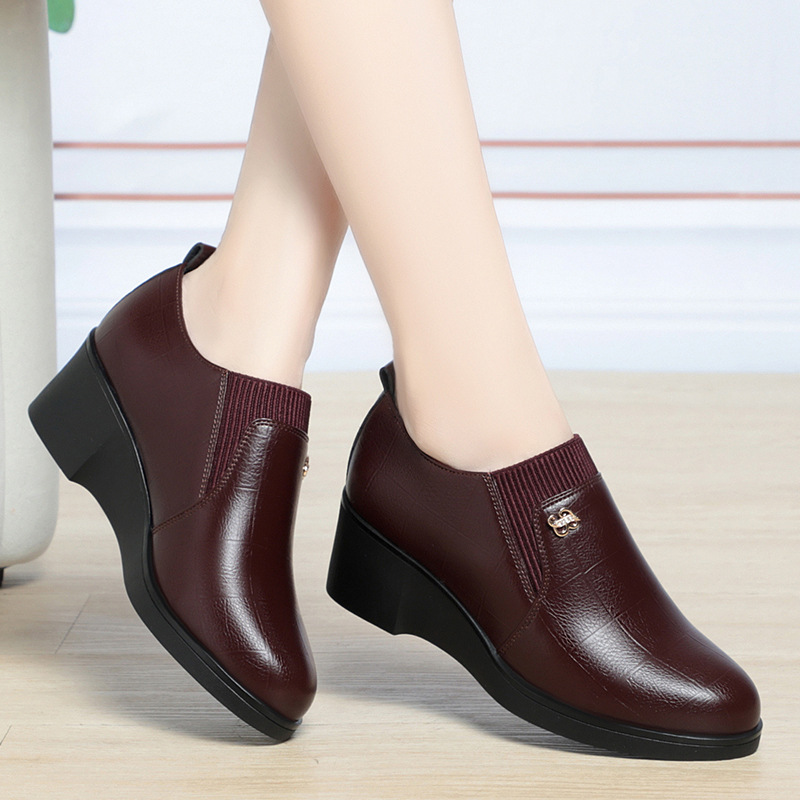 Women's Minimalist And Versatile Wedge Heel Leather Shoes foto 2