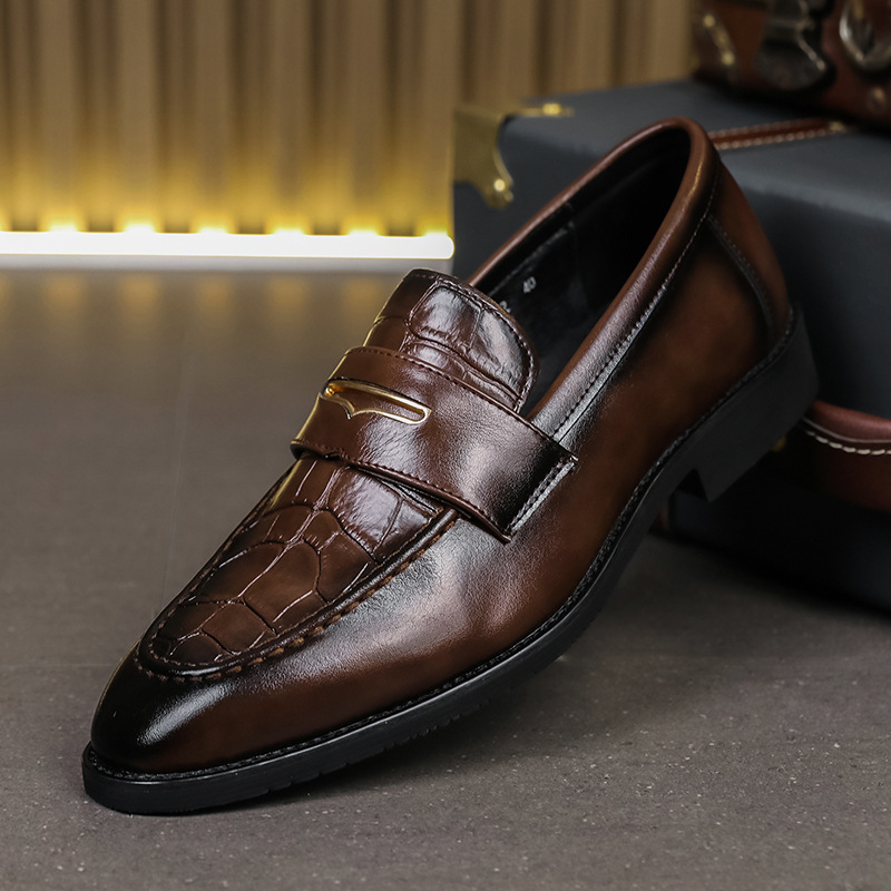 Large Size Men's Slip-on Pointed Leather Shoes Formal Wear Business Casual foto 5