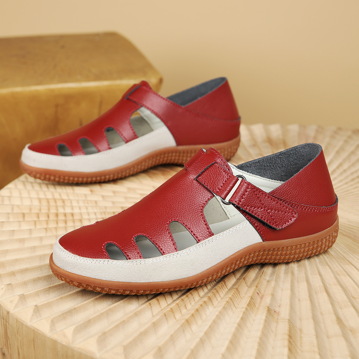 Plus Size Flat Heel Sandals Women's Toe Cap Hollow Breathable foto 2