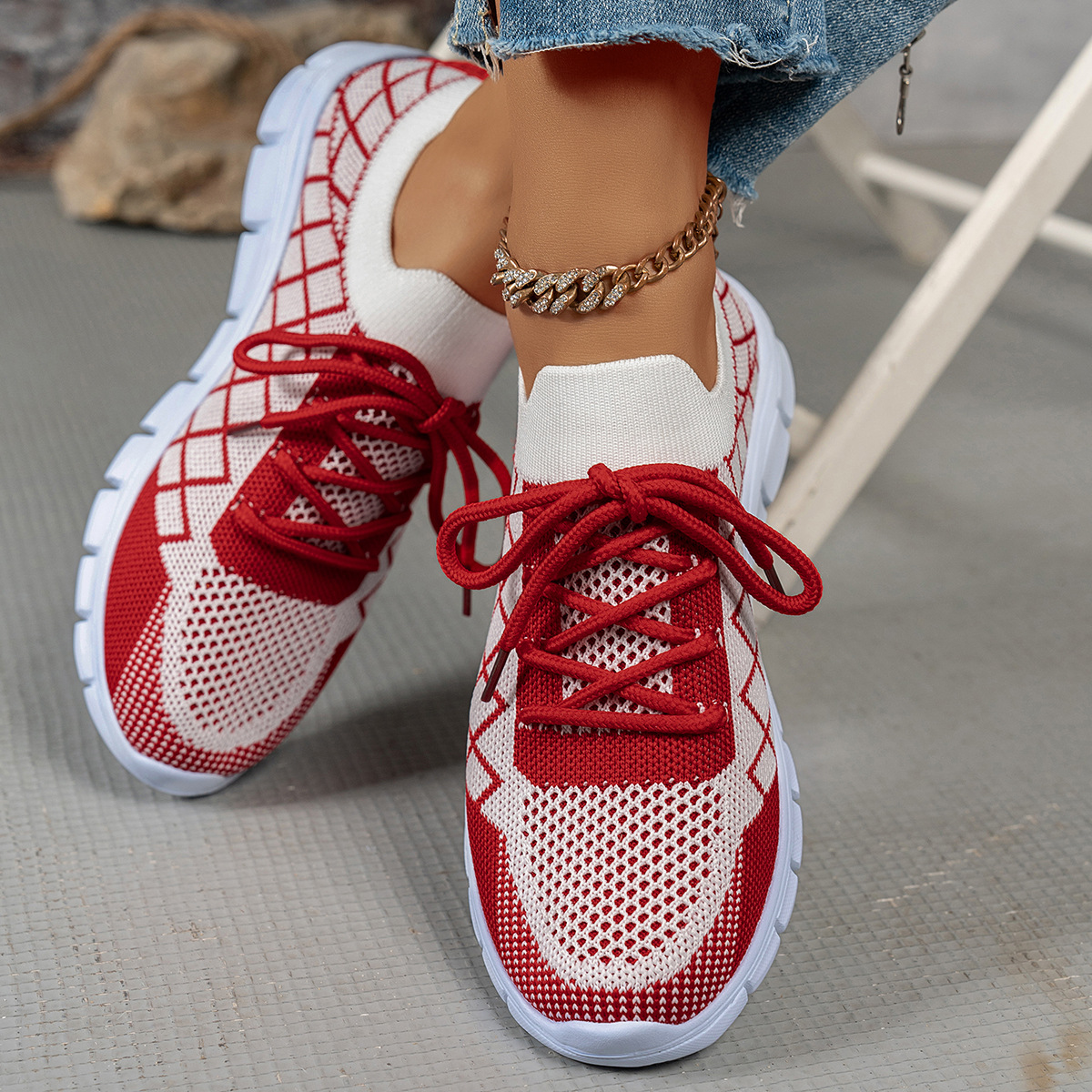 Colorblock Plaid Lace-Up Flyknit Sneakers Ins Mesh Casual Shoes Fashion Breathable Walking Running Sports Shoes For Women foto 4