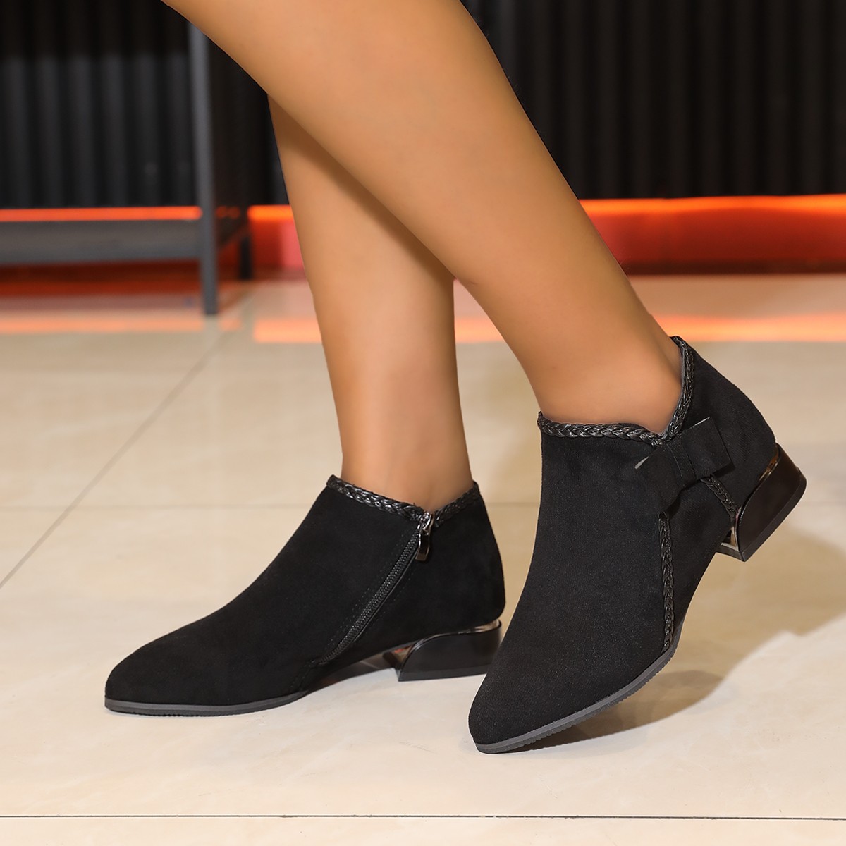 Bow-tie Pointed-toe Side-zip Womens Boots
