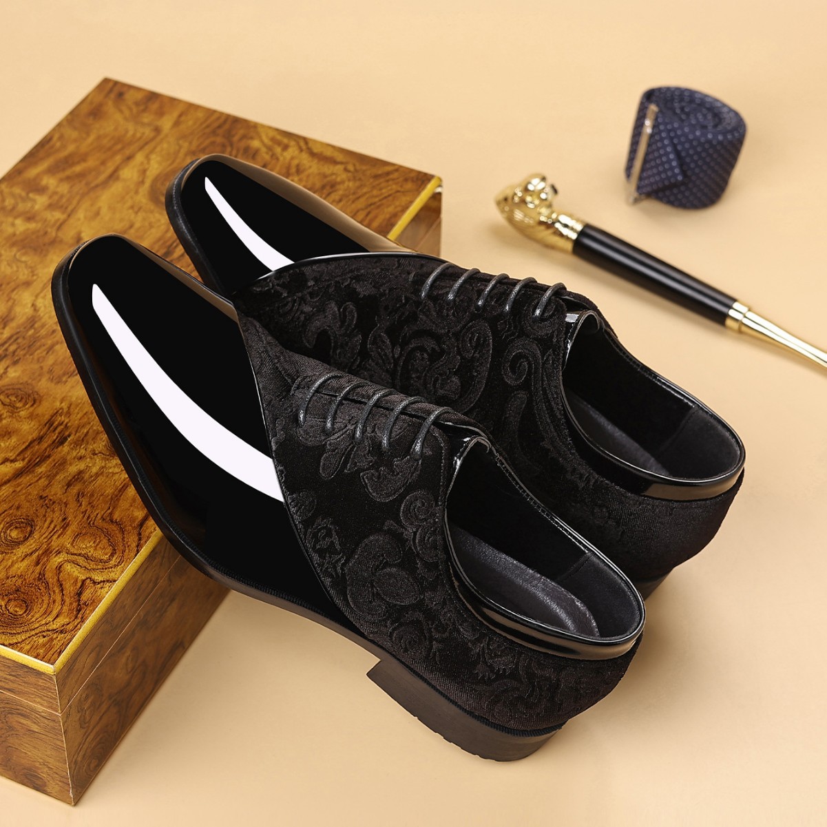 Shiny Business Pointed-toe Leather Shoes foto 5