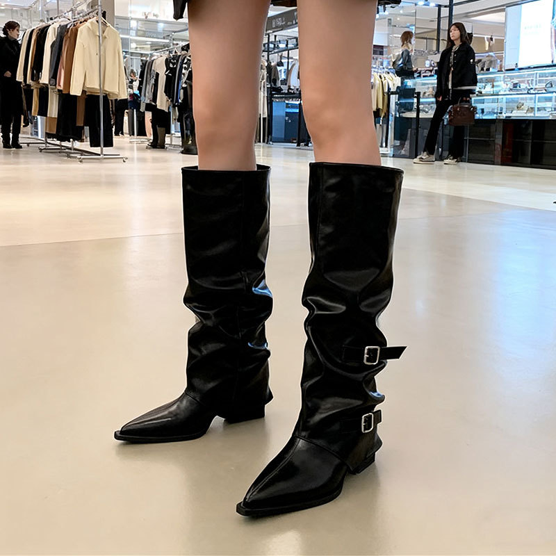 Women's Niche-design Leather-buckle High-rise Riding Boots foto 4