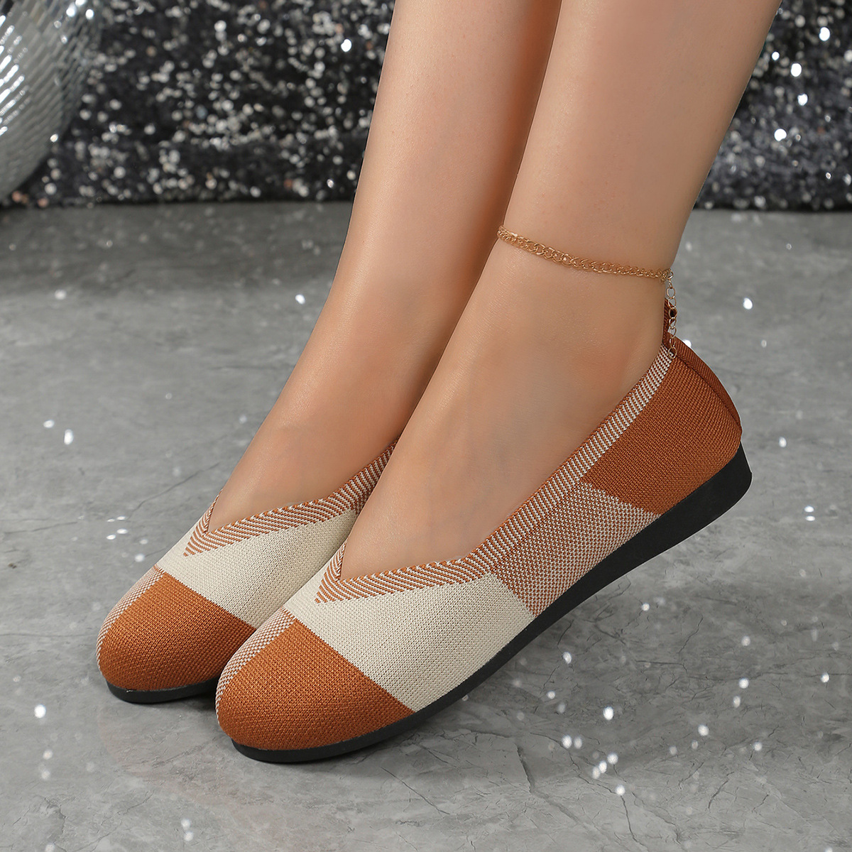 Plus Size Flyknit Color Matching Round Head Leisure Shoes foto 3