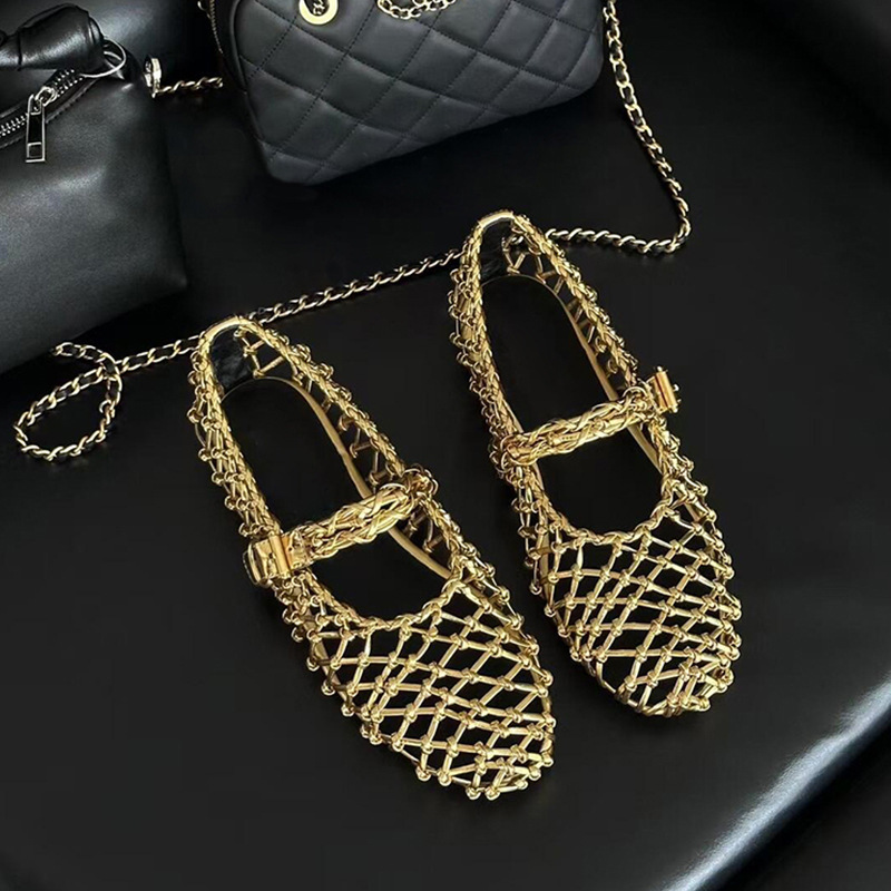 Weaving Hollow One Word With Mary Jane Shoes foto 4