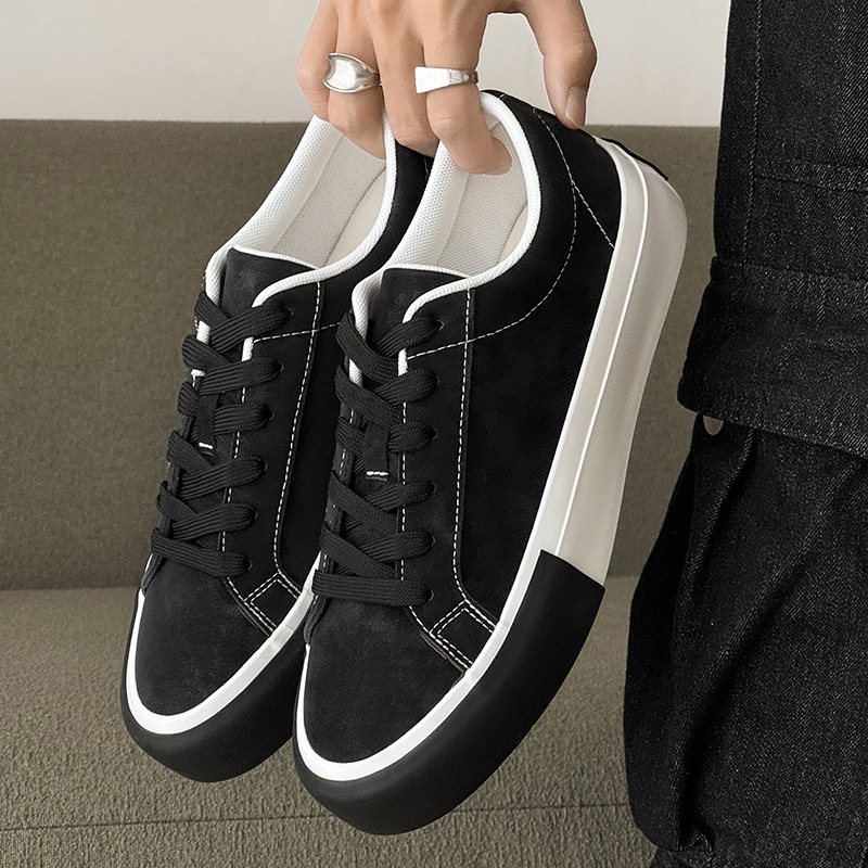 Niche-style Couples Sneakers That Are Versatile For Casual And Athletic Wear foto 2