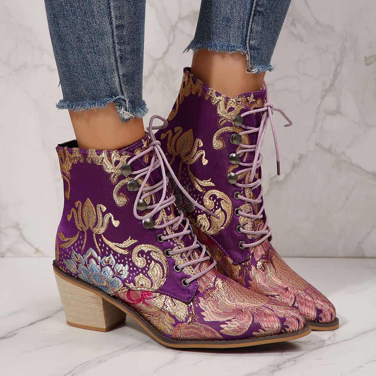 Large Size Ethnic Style Embroidered High Heel Lace-up Ankle Boots foto 3