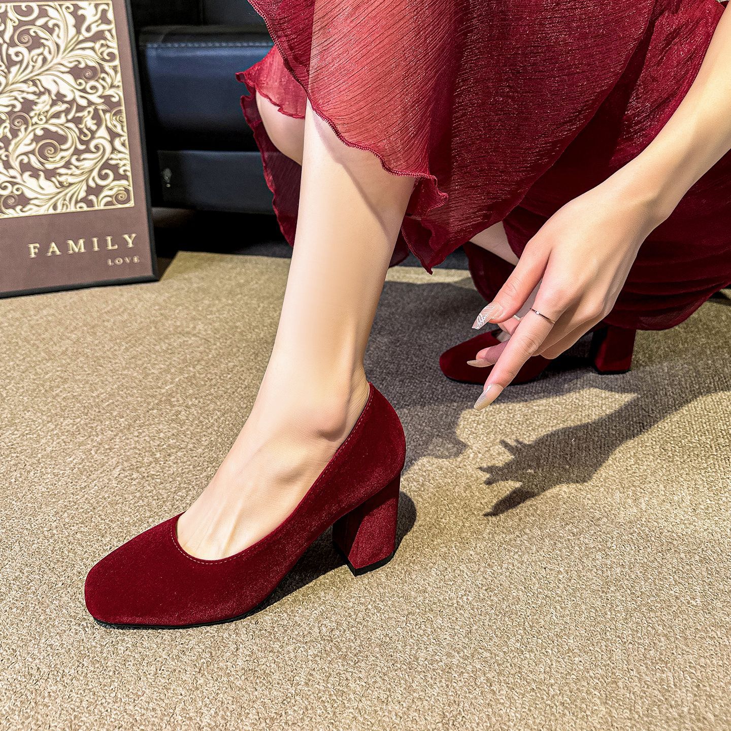 Square-toe Chunky-heel Red Wedding Shoes Petite-size High Heels foto 3