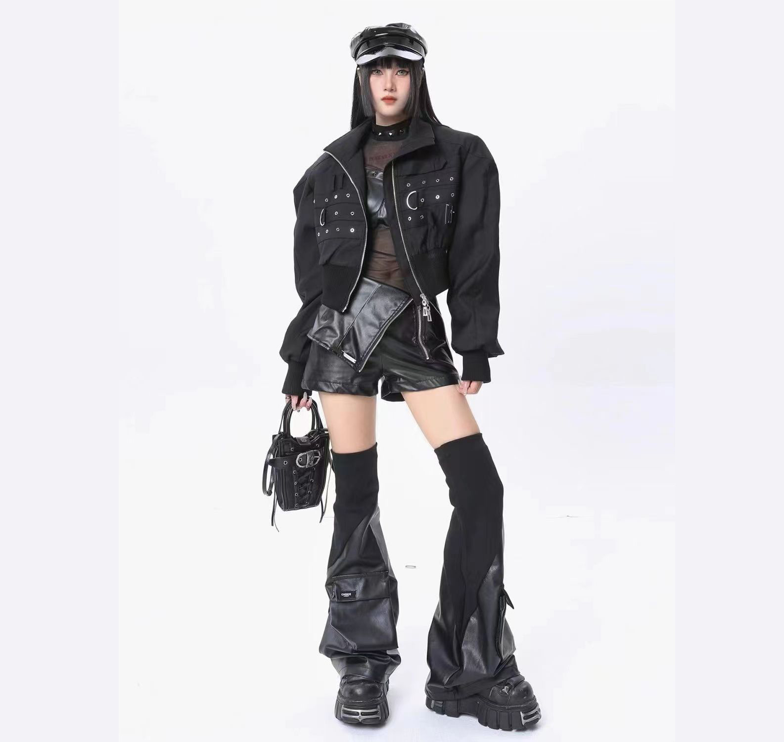Niche Leather Sock Boots With Stitched 3D Pockets And A Functional foto 2