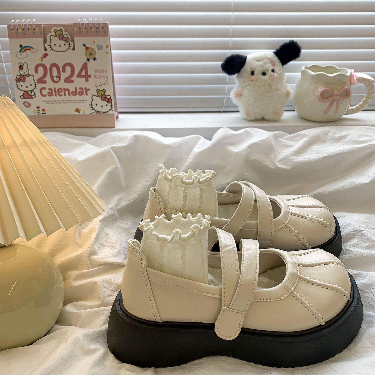 Seasonal New Japanese-style Versatile Height-increasing Leather Shoes For Women foto 2