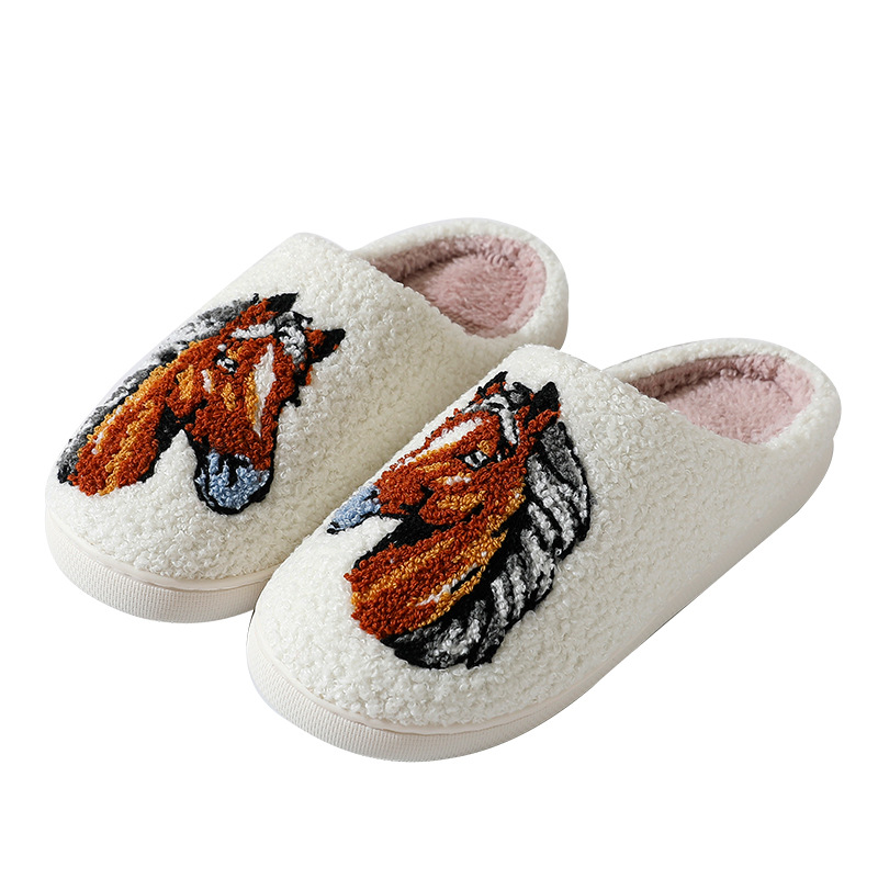 Comfortable Home Warm Cartoon Embroidery Horse Head Cotton Slippers foto 3
