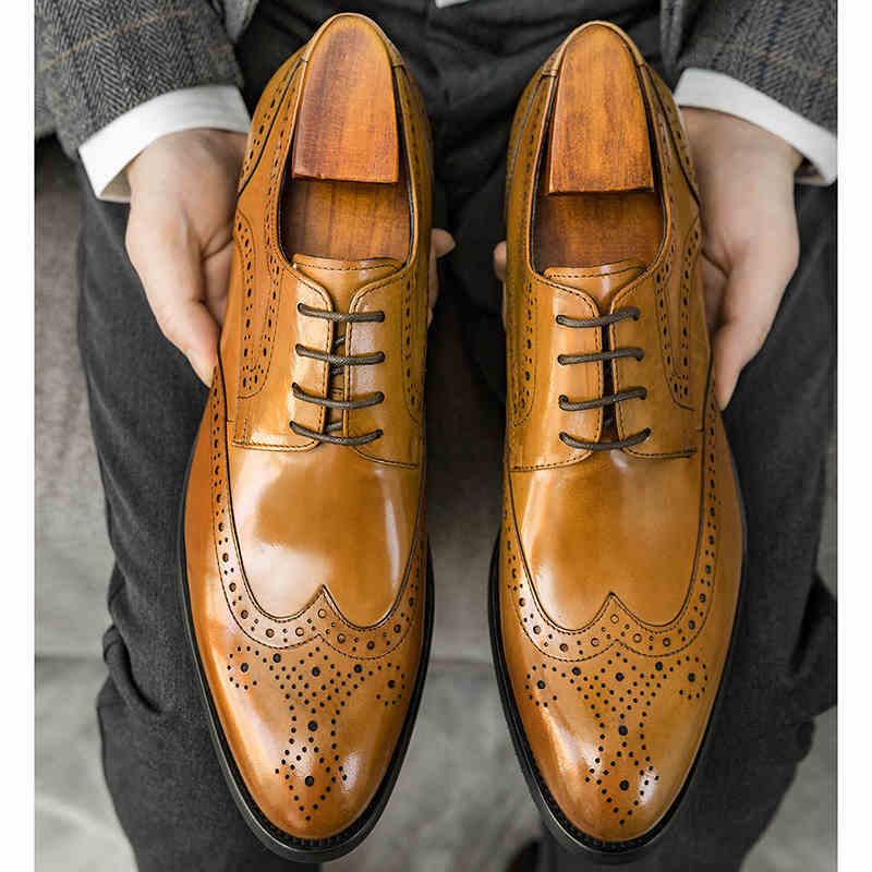 Brogue Men's Leather Pointed Handmade Leather Shoes foto 3