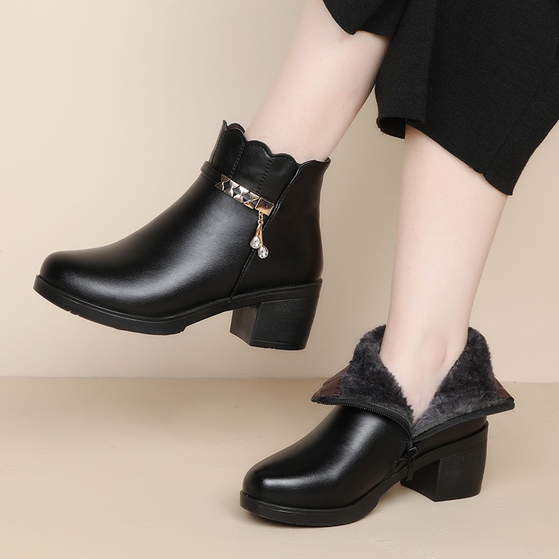 Middle-aged And Elderly Mid-age Warm Short Boots Anti-slip Leather Shoes foto 2