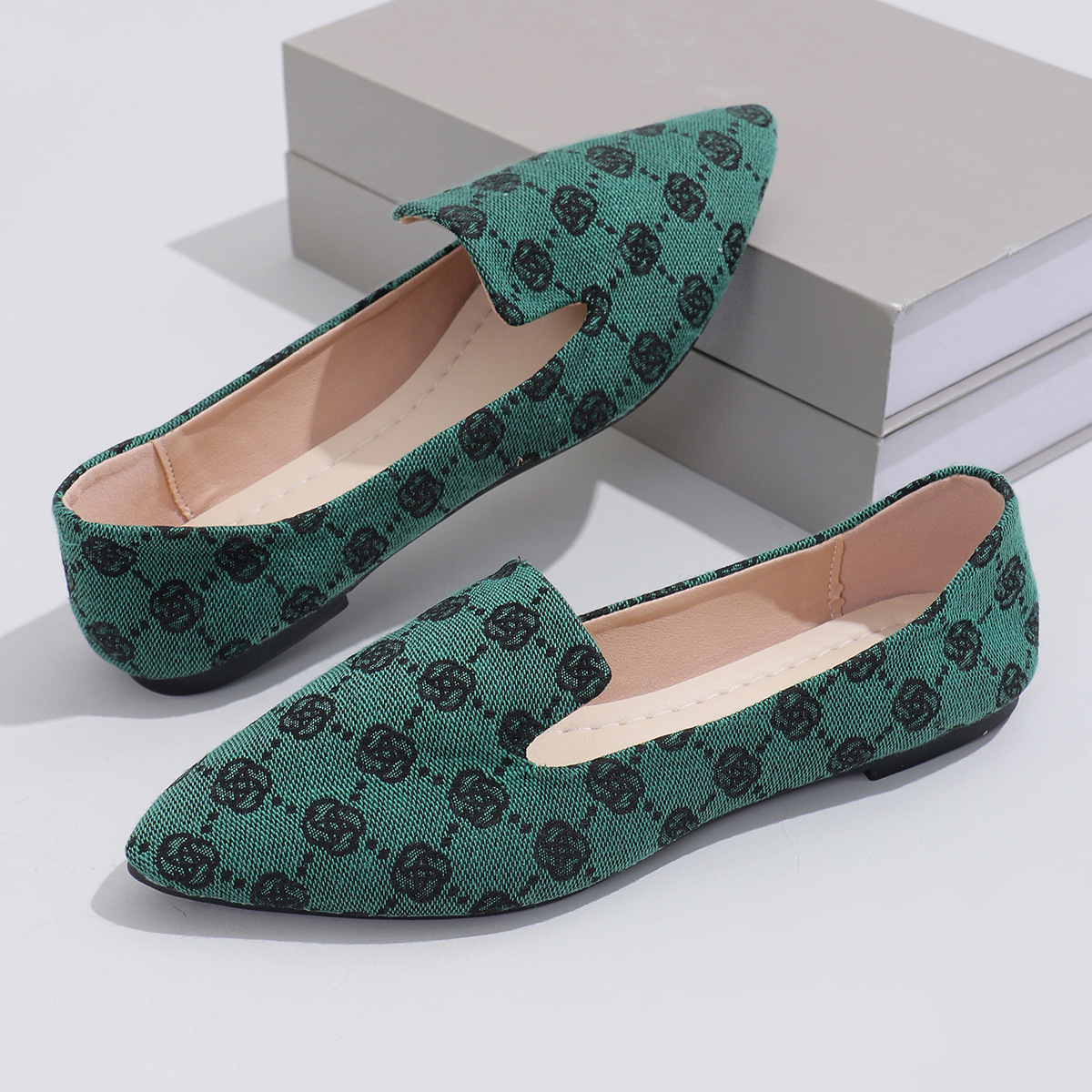 Casual Bag Head Cover Foot Shallow Mouth Flat Pumps