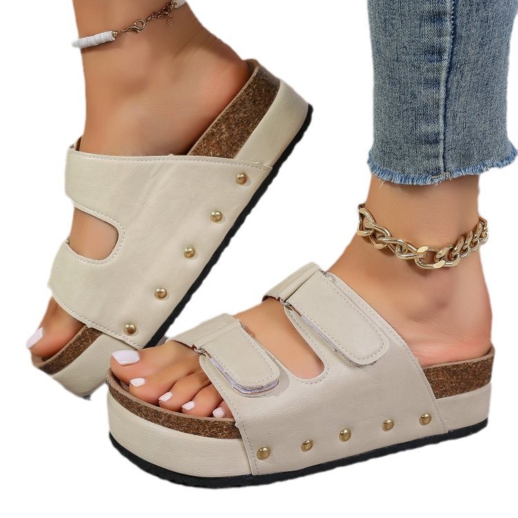 Womens Beach Shoes With Thick Soles Rivets Velcro Straps And Round Toes foto 3