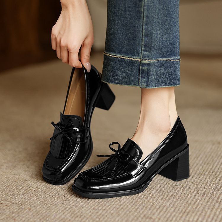 Bow-tie Chunky Heel Leather Pumps