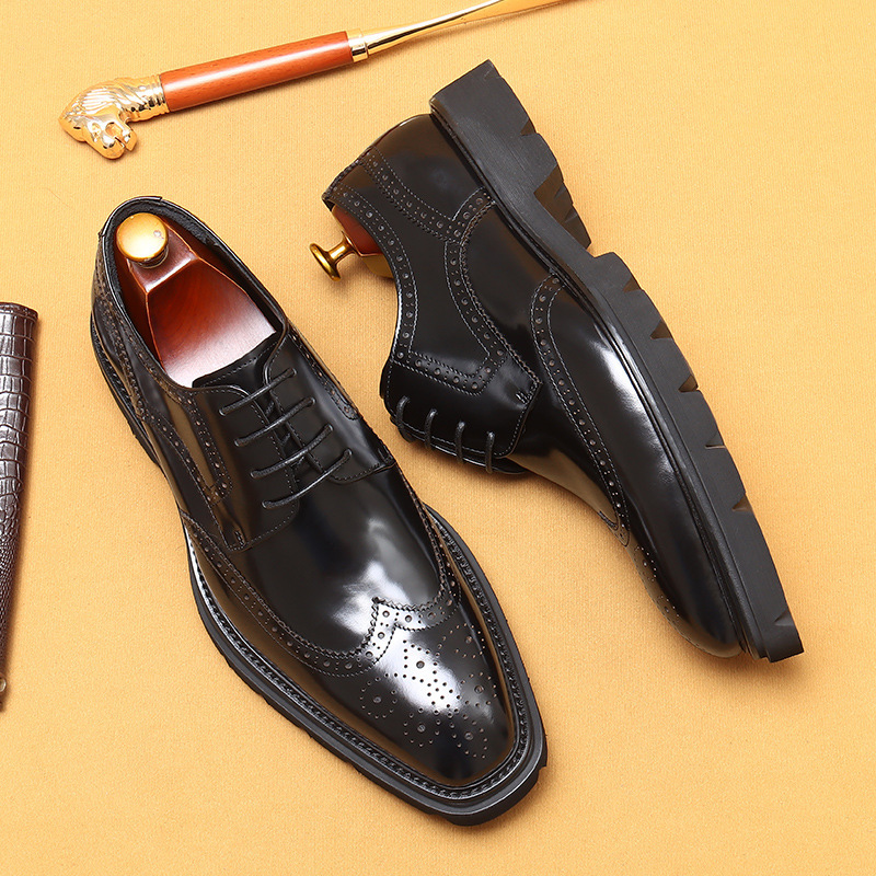 Cowhide Business Casual British Style Carved Shiny Leather Shoes foto 2