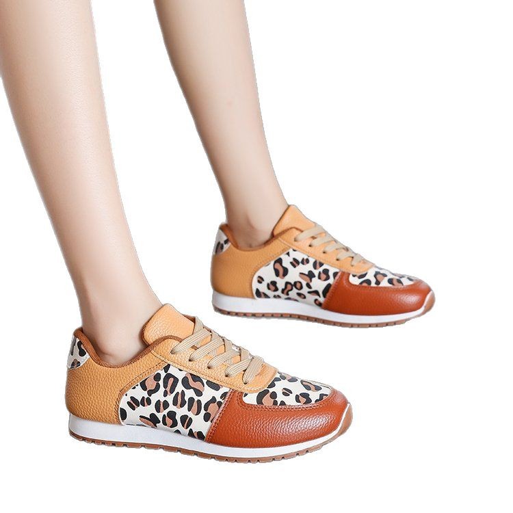 Lace-up Flat Non-slip Women's Shallow Mouth Student Running Sneaker foto 5