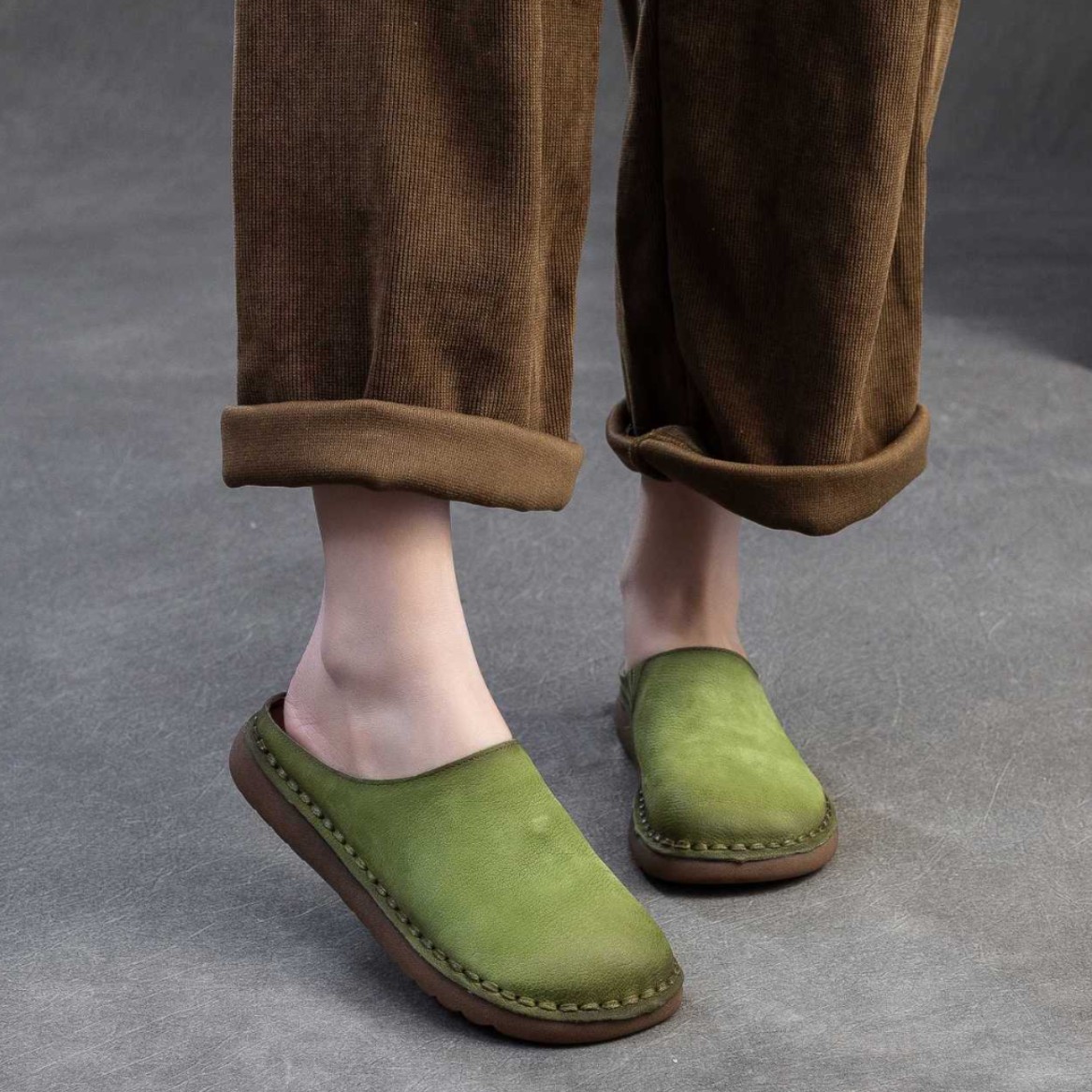 Genuine Leather Retro Wrap-around Lazy Slippers foto 4