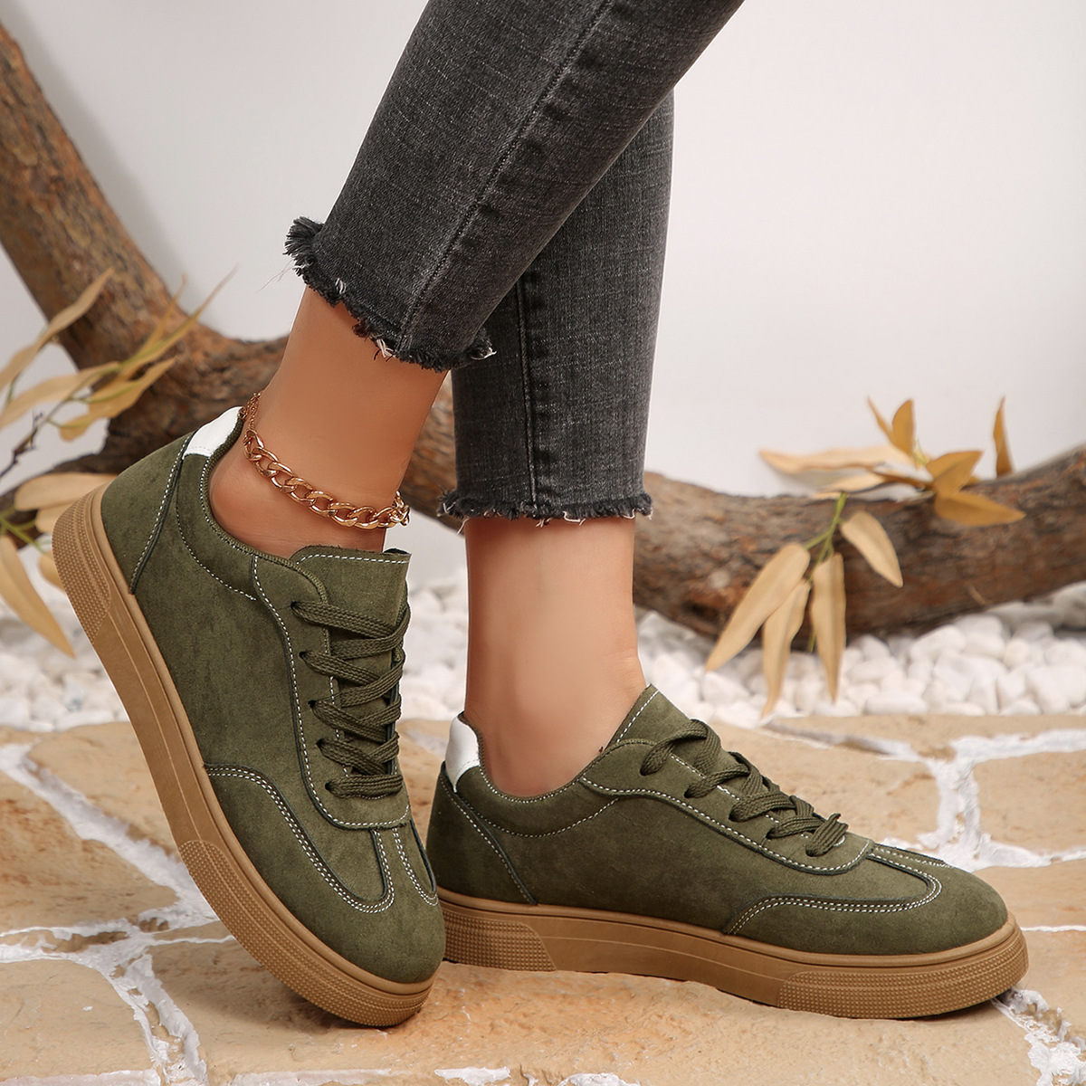 Womens Suede White Sneakers Casual Sports Shoes foto 5
