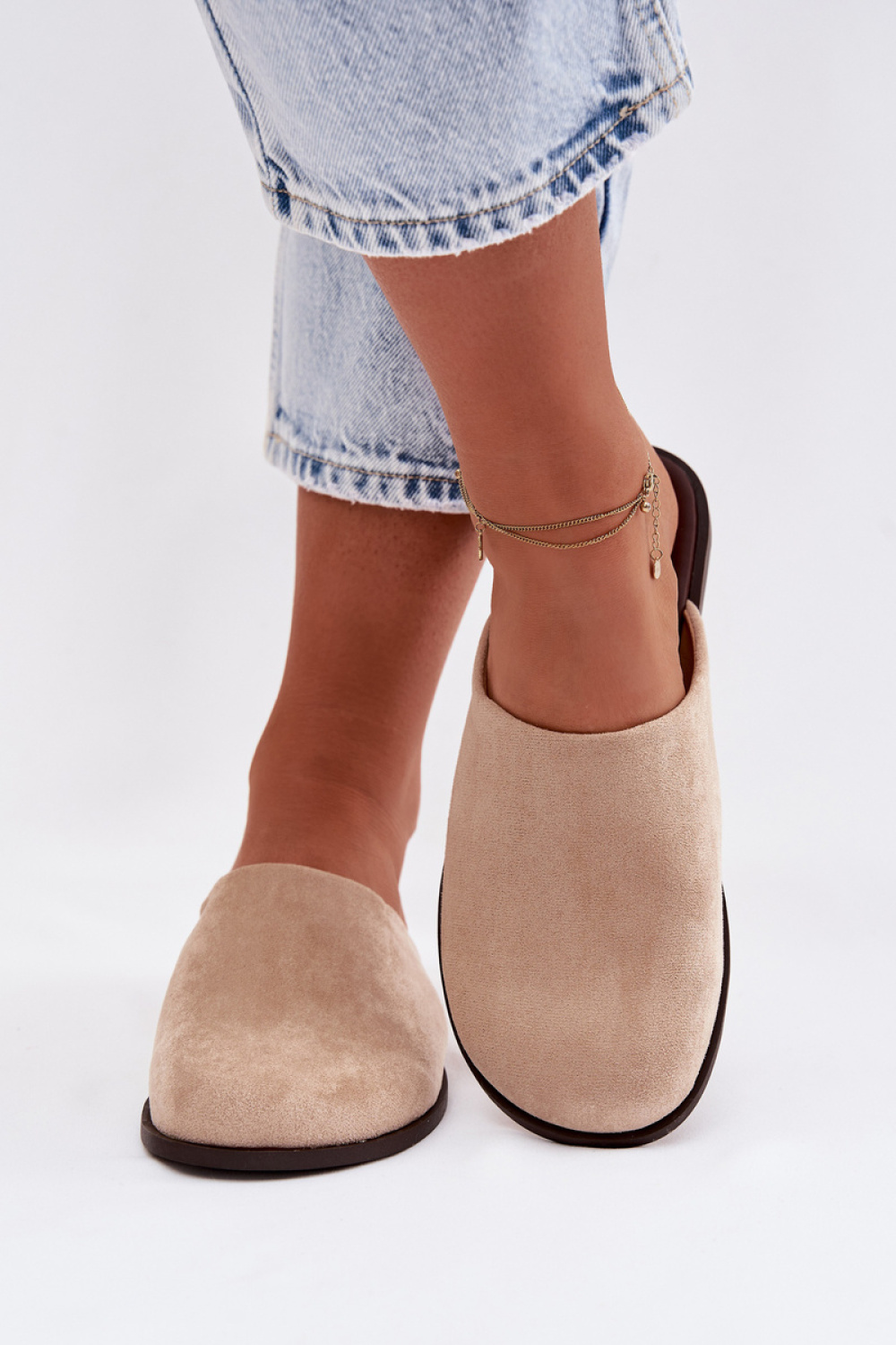 Slippers Step in style