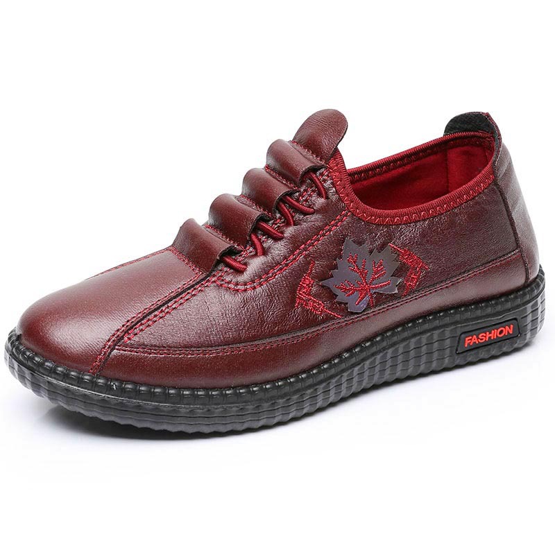 Plus Size PU Soft Bottom Slip-on Comfortable Mom Shoes