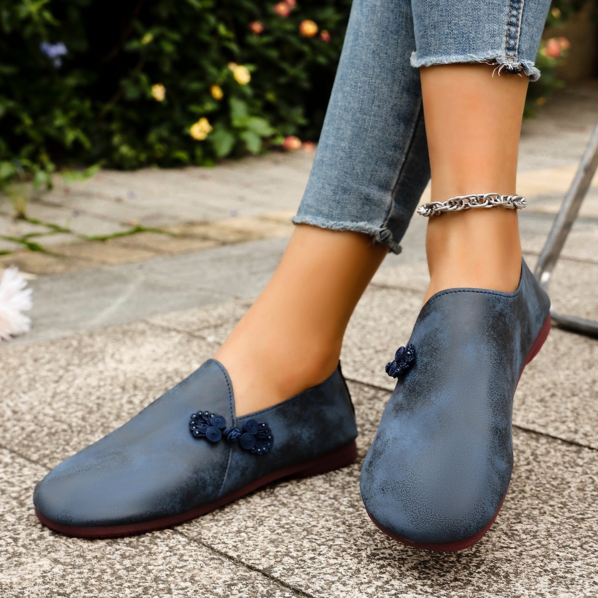 New Slippers Retro Buckle Closed-toe Slippers Women foto 5