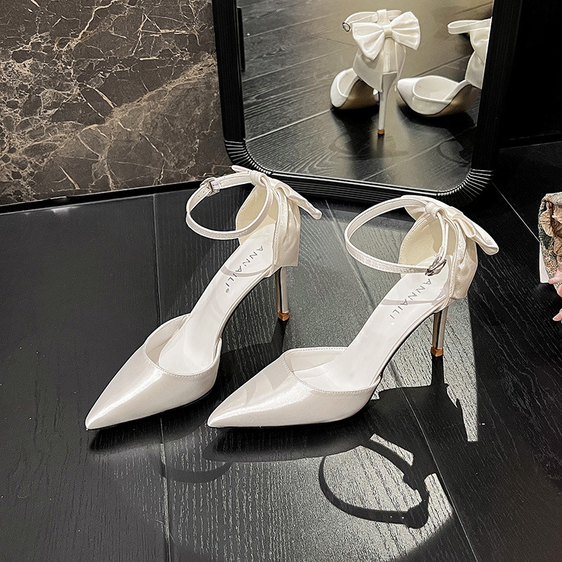 Satin White Wedding Shoes Plus Size foto 2
