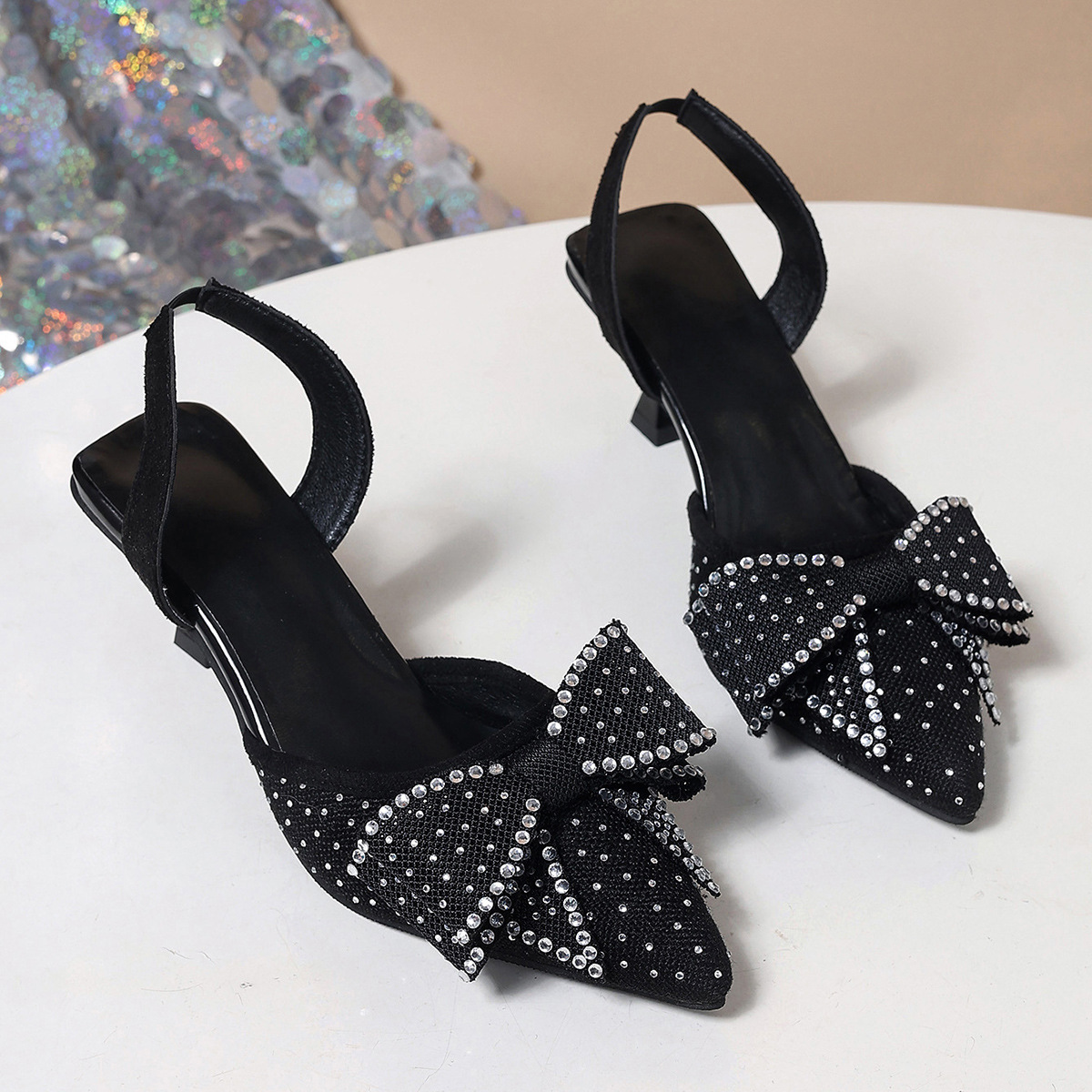 Elegant Rhinestone Pointed Toe Bow High Heels foto 5