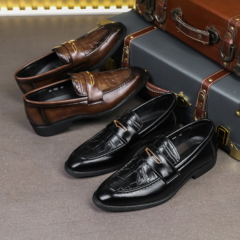 Large Size Men's Slip-on Pointed Leather Shoes Formal Wear Business Casual