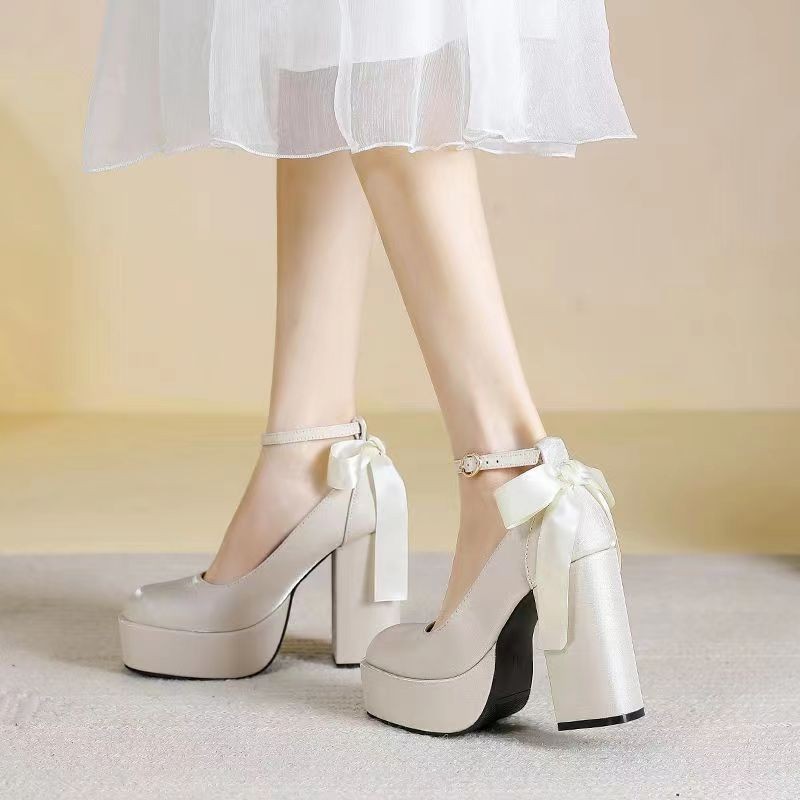 Waterproof Platform Women's Thick Heel Red Wedding Shoes foto 3