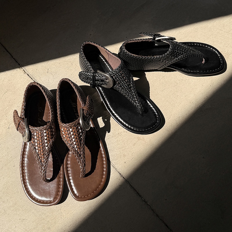 Women's Handwoven Cowhide Thong Sandals, Full-Grain Leather Ankle Buckle Flat Shoes foto 5