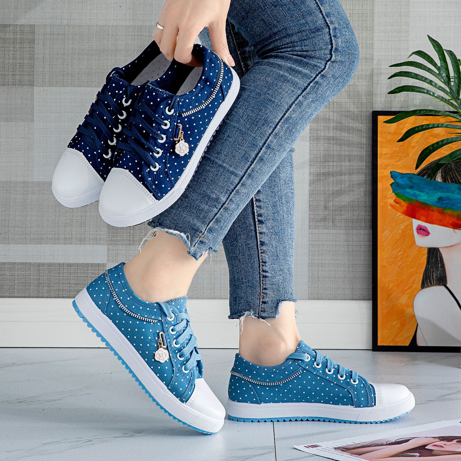 Women's Hollow Denim Mesh Flat Casual Shoes foto 4
