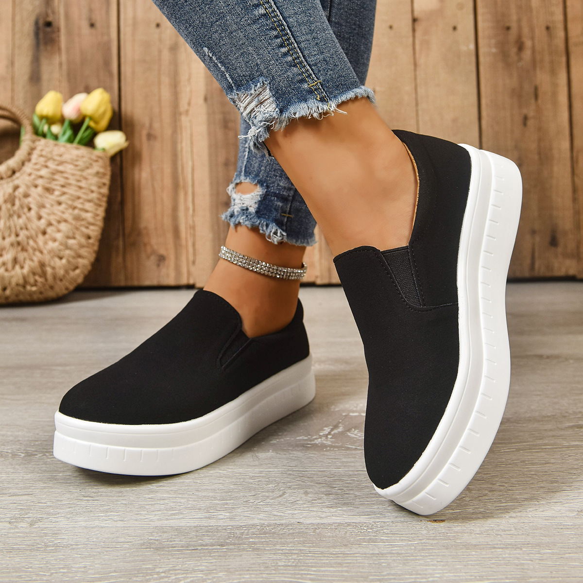 Round-toe Thick Platform Sole Women's Flats