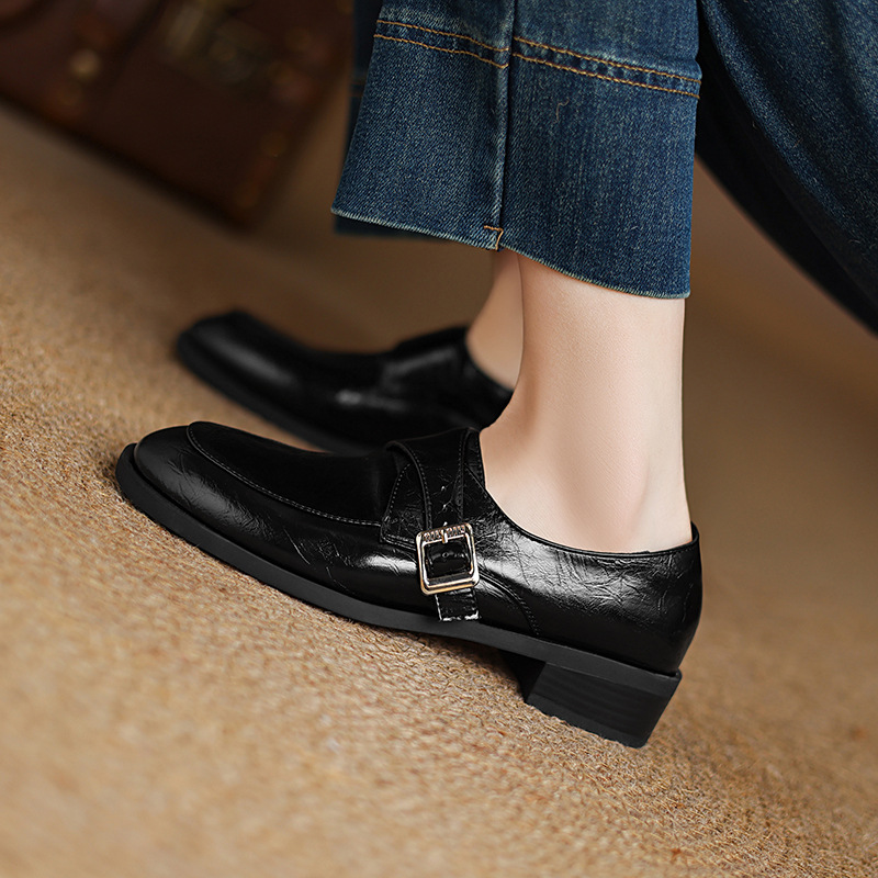 Low Heel Plus Size Buckle Litchi Pattern Shoes foto 4