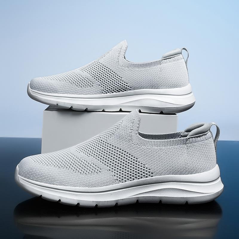 Sports Men's Extra Large Size Slip-on Mesh Flying Woven Light Casual Shoes foto 4