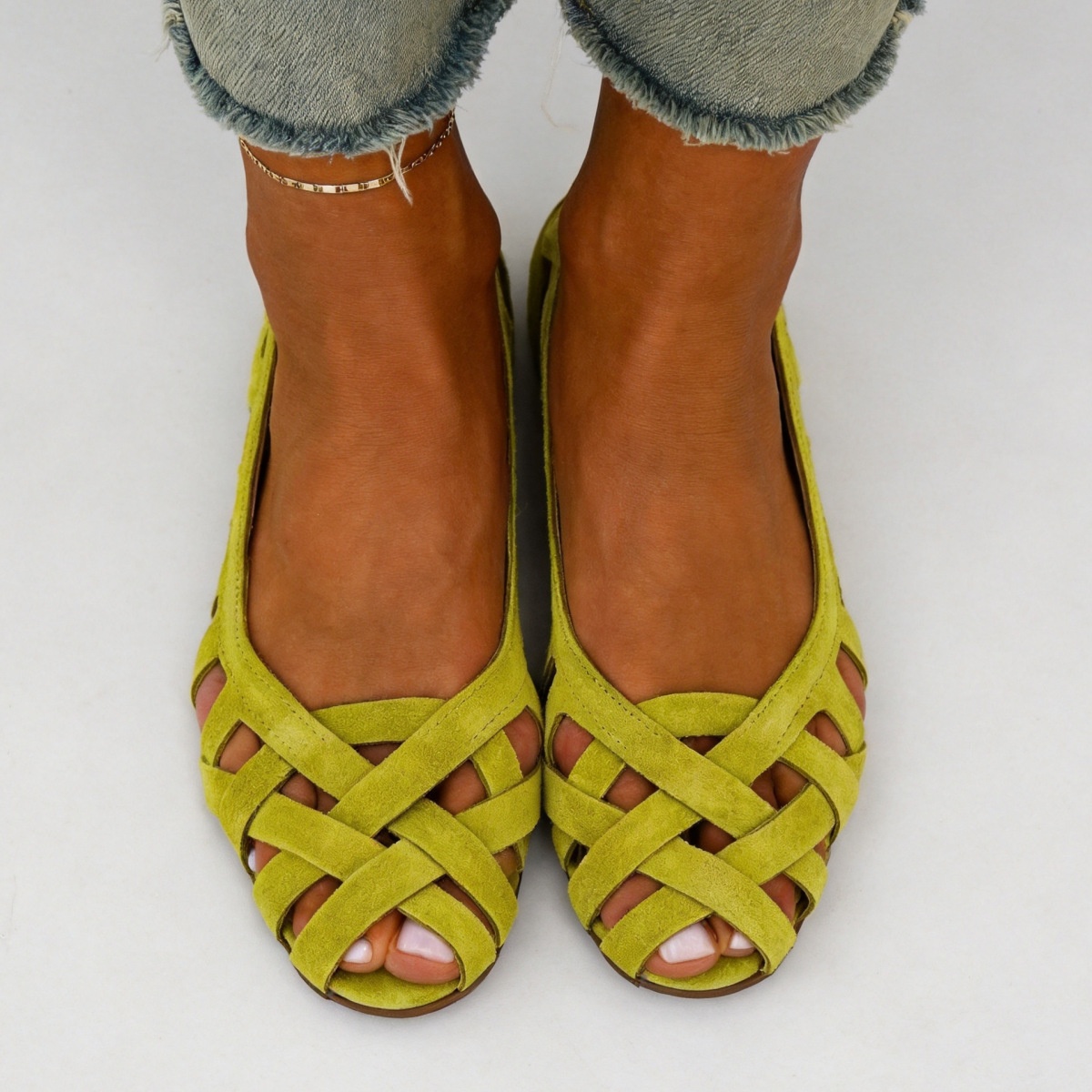 Womens Hollowed-Out Birds-Nest Sandals Fashionable Flat And Breathable foto 3
