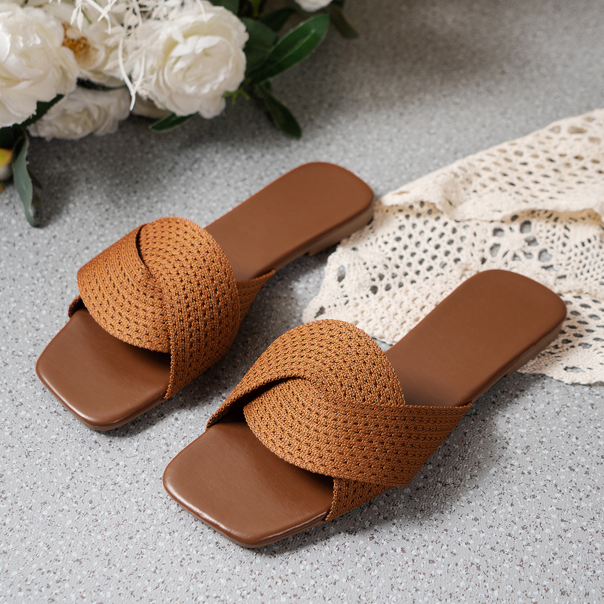 Summer Cross-Strap Square-Toe Flat-Heel Beach Slippers For Women foto 2