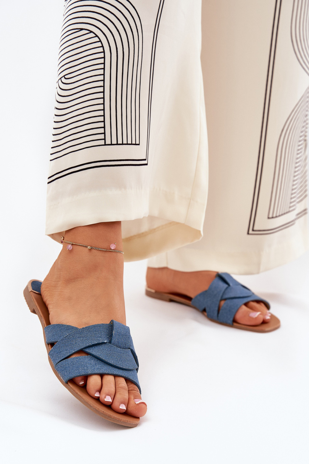 Slippers Step in style