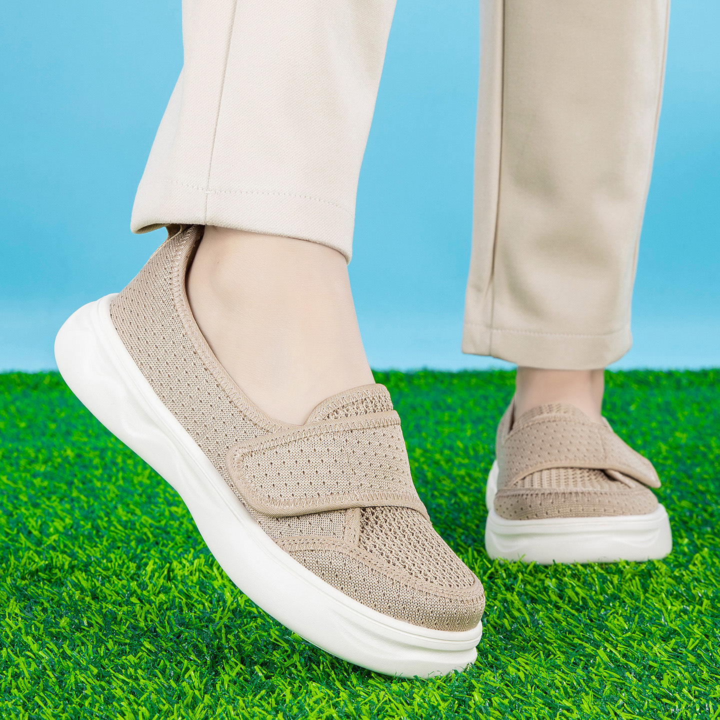Women's Mesh Fashionable Plus-Size Breathable Casual Shoes