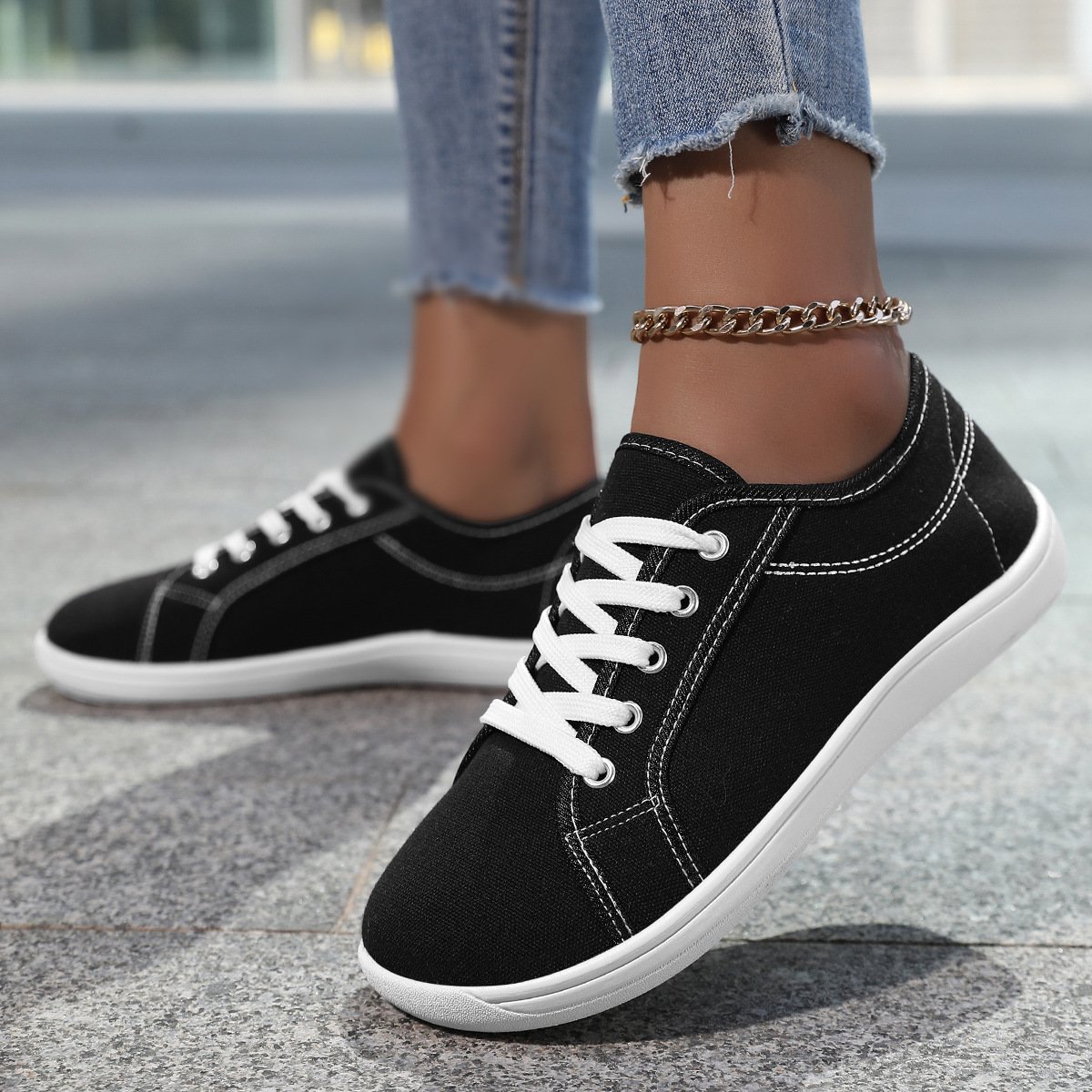 White Canvas Sneakers With Soft Soles For Couples foto 3