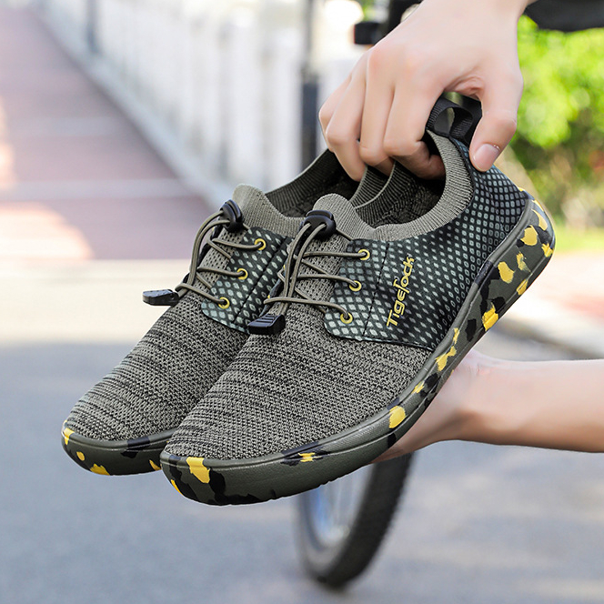 Outdoor Wide Toe Fly-knit Mesh Unisex Sports Shoes Slip-on Comfortable Casual Shoes foto 4