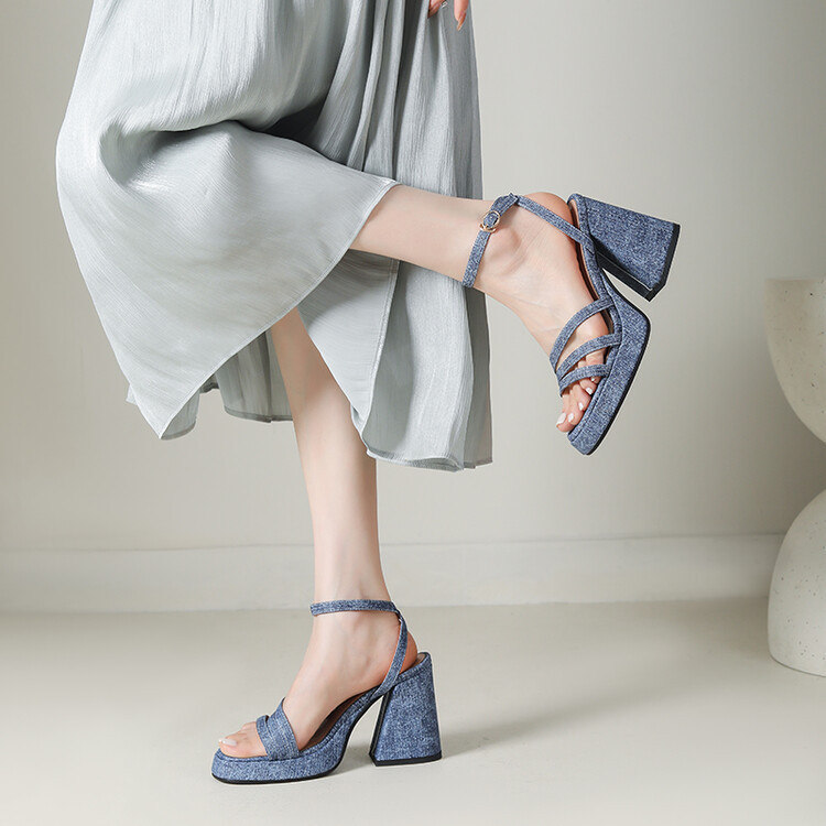 Denim-strapped Sandals With A Round Toe And Chunky Heel For Women foto 5