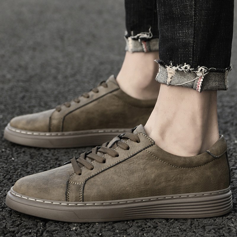 Plus Size Frosted Cowhide Board Shoes Men's Sports foto 4
