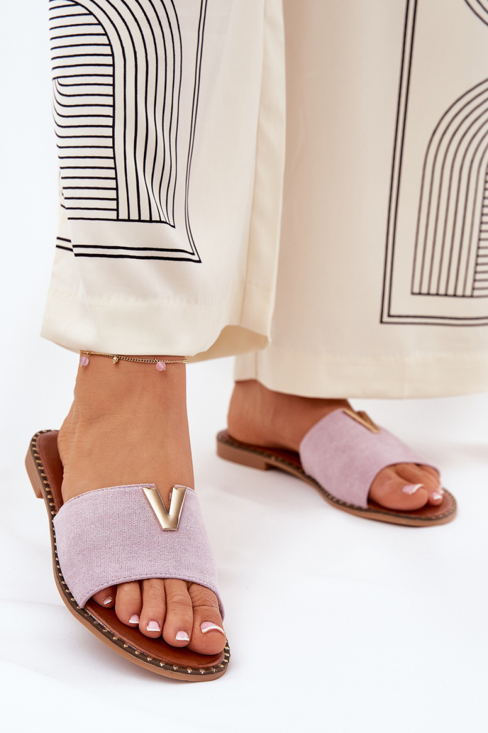 Slippers Step in style