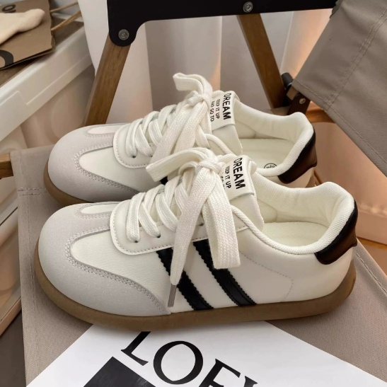 Versatile Chic Soft-soled White Sneakers Retro Birkensocks-style German Training Shoes foto 2