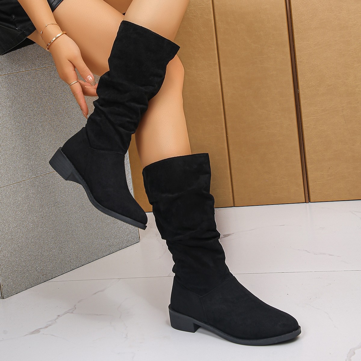 Plus Size Suede Pleated Pile Style Boots For Women Tall Knight Boots foto 4