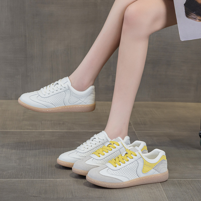 New Breathable Hollow Soft Bottom Casual Shoes foto 2
